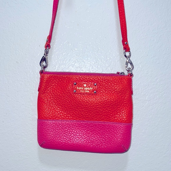 ♠️Summer Fun Kate Spade Crossbody Bag♠️ - Picture 1 of 5